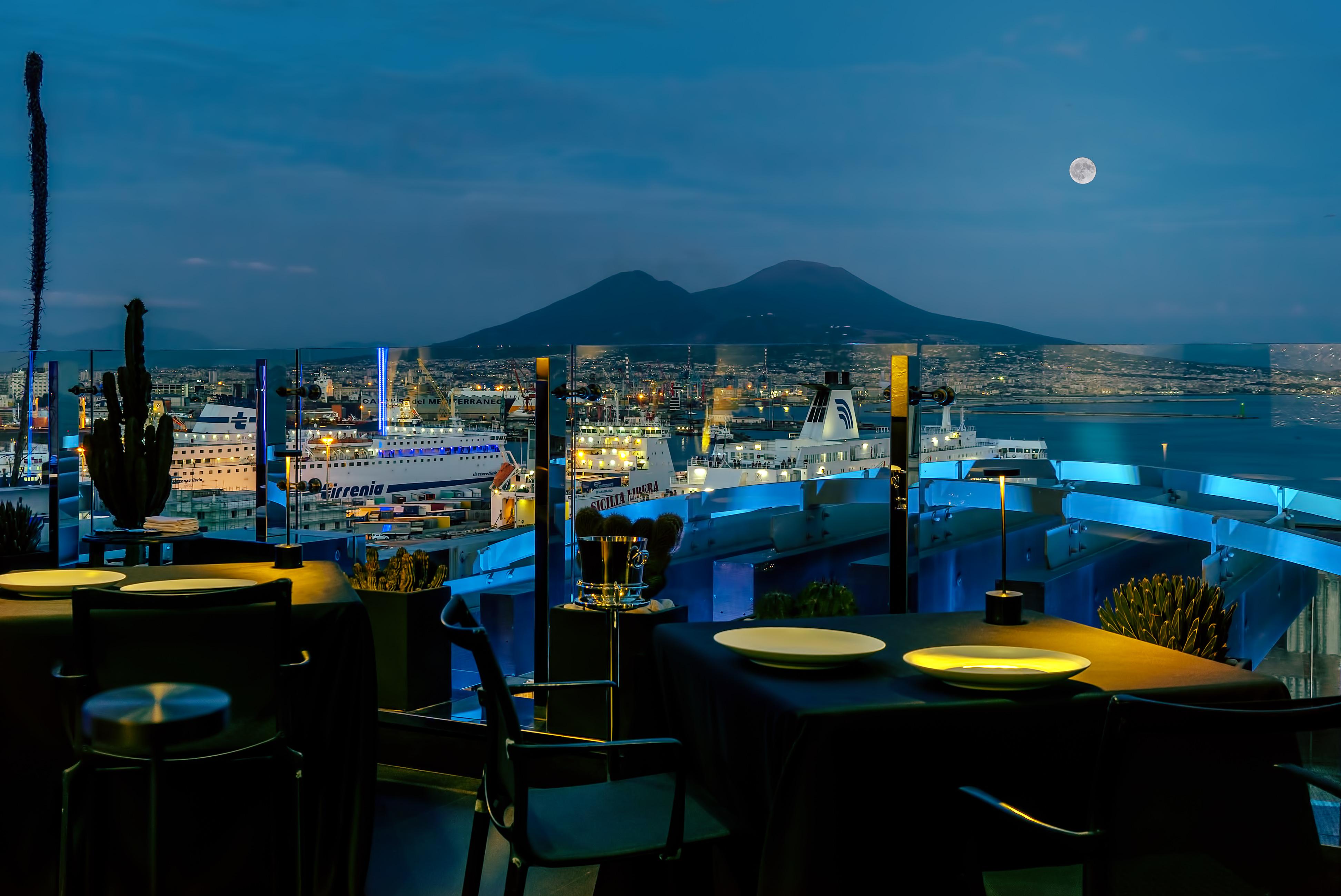 Romeo Napoli Hotel Exterior photo