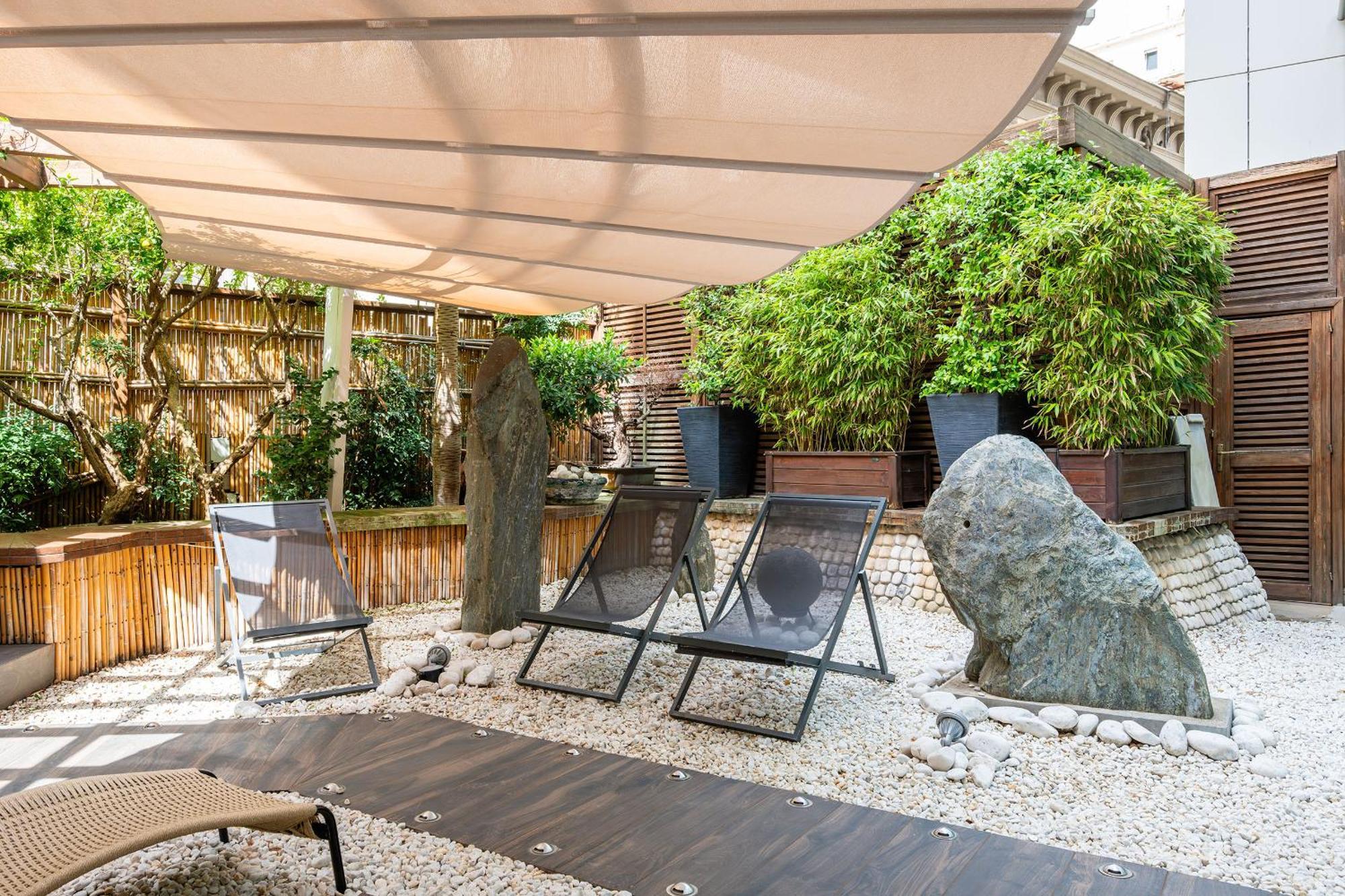 Romeo Napoli Hotel Exterior photo